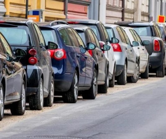 Названо найнебезпечніші місця для паркування автомобіля