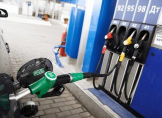 Чому влітку авто витрачає більше пального і як знизити витрати