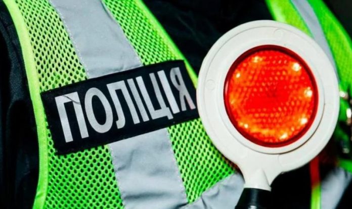 Як правильно поводитися при зупинці патрульною поліцією
