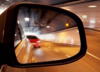 Як налаштувати дзеркала авто, щоб уникнути «сліпих зон» і підвищити безпеку