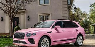 Bentley представив ексклюзивний Bentayga у кольорі Candy Pink