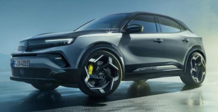 Opel представив Mokka GSE: 280 к.с., розгін до 100 км/год за 5,9 секунди