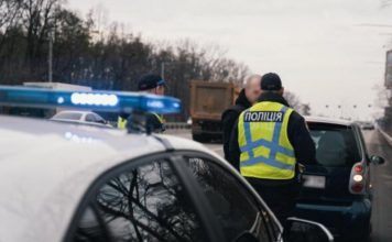 Чому залишати авто з відкритим вікном небезпечно і карається штрафом