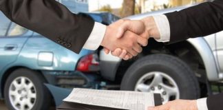 Чи потрібно носити з собою паперовий страховий поліс в Україні