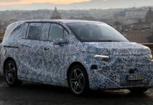 Mercedes-Benz представив перші фото нового преміального фургона VLE 2026