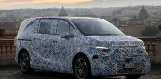 Mercedes-Benz представив перші фото нового преміального фургона VLE 2026