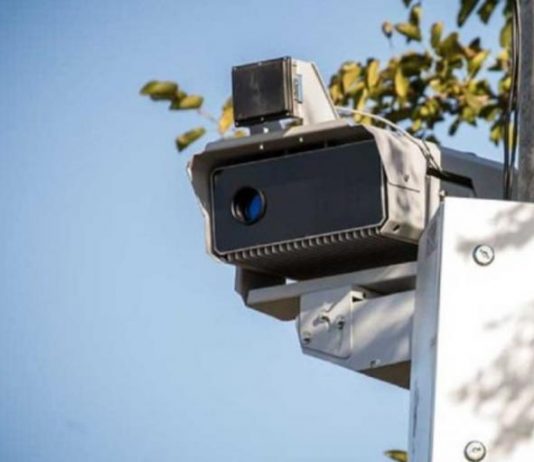 За скільки метрів до камери потрібно зменшити швидкість, щоб не бути оштрафованим