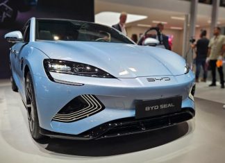 Китайські електрокари запідозрили у шпигунстві