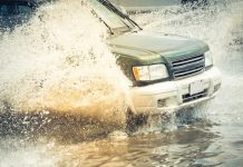 Що шкодить вашому авто під час дощу та вологості