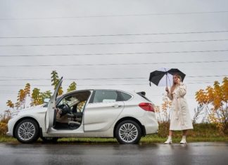 Як дощ і волога впливають на стан автомобіля: поради експерта