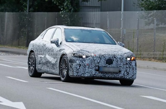 Mercedes готує електричний C-Class із сучасним дизайном і потужною зарядкою