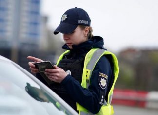Що робити, якщо вас зупинила поліція: права і обов’язки водія