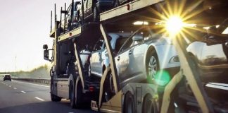 Українці все частіше купують авто зі США: що найчастіше везуть
