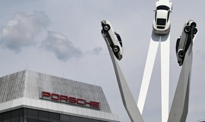 Операційний прибуток Porsche впав на 91% у другому кварталі