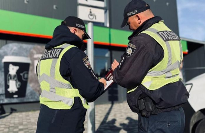 Пояснення водія при зупинці поліцією: навіщо його писати і як правильно це зробити