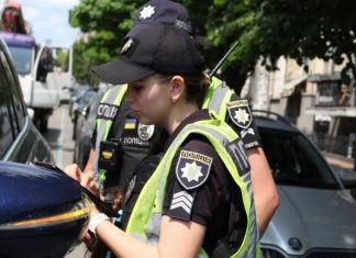 Коли можна не показувати документи поліції: що каже закон
