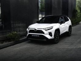 Попит на гібридні автомобілі в Україні зріс на 14%