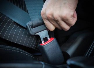 Автоелектрик назвав популярні аксесуари, які можуть стати причиною аварії