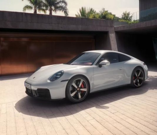 Porsche розширює лінійку 911 Carrera S повнопривідними версіями для всіх кузовів