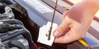 Що означає зміна кольору моторного масла після 1-2 тисяч км пробігу