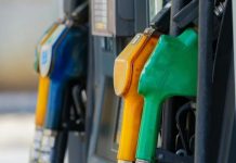 Як на АЗС крадуть гроші: викрито шахрайські схеми з дисконтними картками
