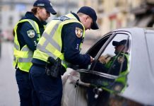 Чому на авто зі США можна отримати штраф в Україні
