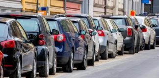 Нові ризики оплати паркування: як шахраї крадуть гроші через підроблені QR-коди