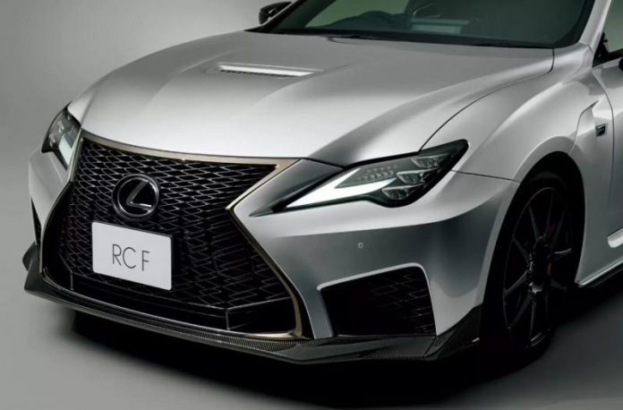 Lexus згорне виробництво відразу кількох моделей