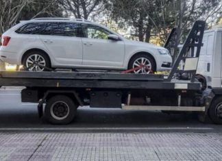 Евакуація авто: коли поліція не має права забирати машину