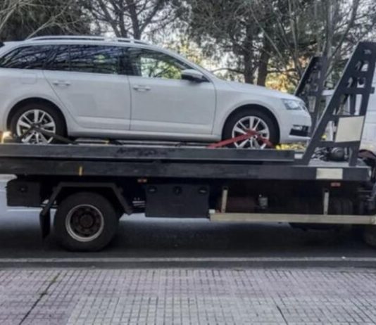 Евакуація авто: коли поліція не має права забирати машину