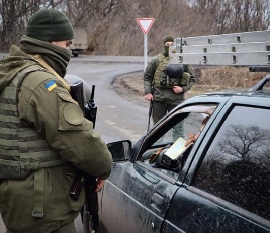 Чи можуть на блокпостах вилучати водійські права