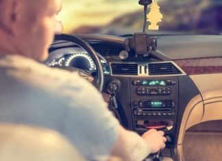 Як швидко охолодити салон авто без кондиціонера