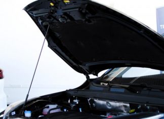 Автомеханік назвав поради, що насправді шкодять авто