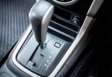 Чому не можна запускати авто з автоматичною коробкою з штовхача
