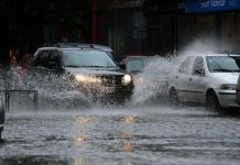 Як дощ і висока вологість впливають на роботу двигуна автомобіля