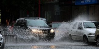 Як дощ і висока вологість впливають на роботу двигуна автомобіля