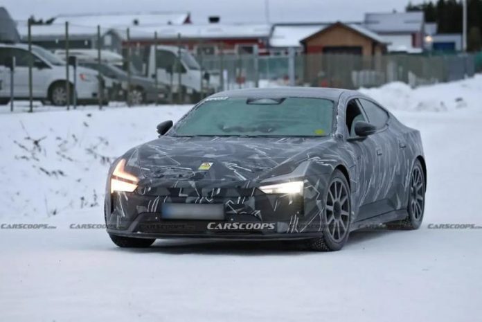 Новий електромобіль Polestar 5 був помічений на тестах