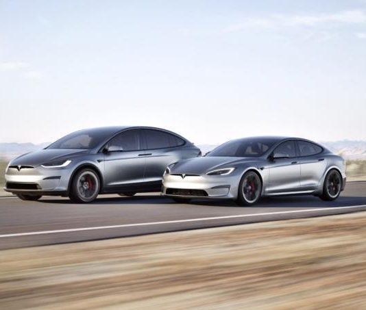 Tesla припиняє замовлення Model S і Model X у Європі