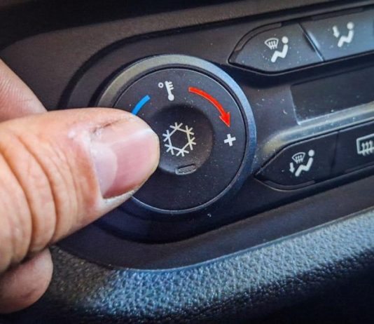 Чи можна вмикати кондиціонер відразу після запуску двигуна