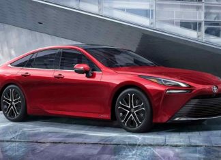 Експерти визнали Toyota Mirai «найдурнішим» новим авто