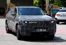 Новий BMW X5 отримає панорамний дисплей на всю передню панель