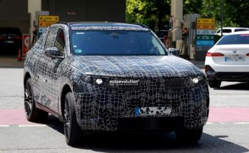 Новий BMW X5 отримає панорамний дисплей на всю передню панель