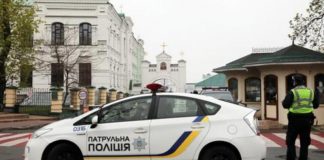 Що робити, якщо поліцейський порушує правила на дорозі
