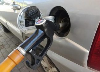 Як уникнути займання авто на АЗС у спеку: ключові поради