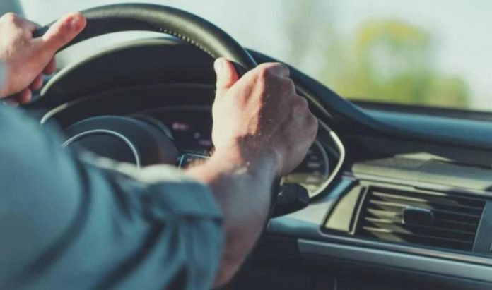 Автоексперт розповів про найпоширеніші шкідливі звички водіїв