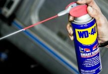 Автоексперт розповів про небезпеки використання WD-40 на автомобілі
