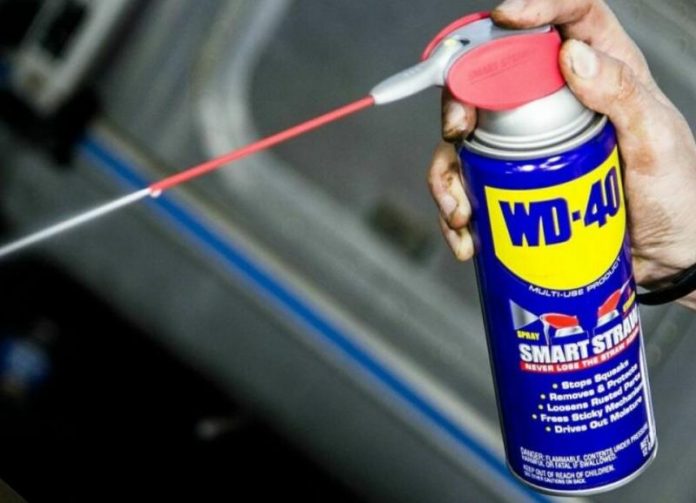Автоексперт розповів про небезпеки використання WD-40 на автомобілі