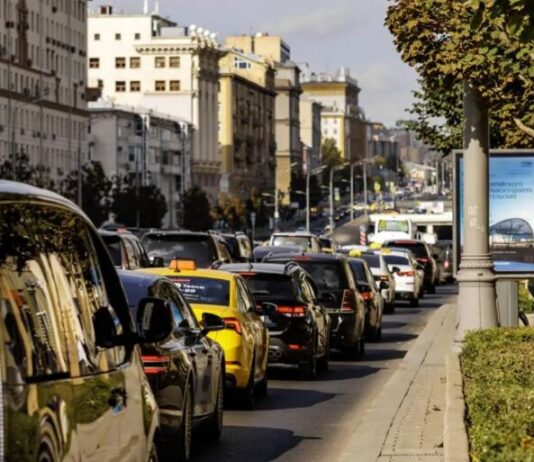 Європейські авто втратили кольорову різноманітність: сірий, білий і чорний лідирують