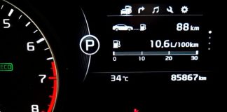 Чи потрібно прогрівати двигун влітку, у спеку
