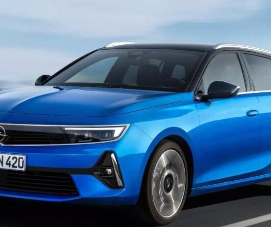 Opel відмовилася від жорстких термінів переходу на електромобілі